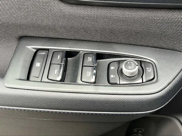 Subaru Forester Station 2.0i e-Boxer Swiss Plus Model 2026