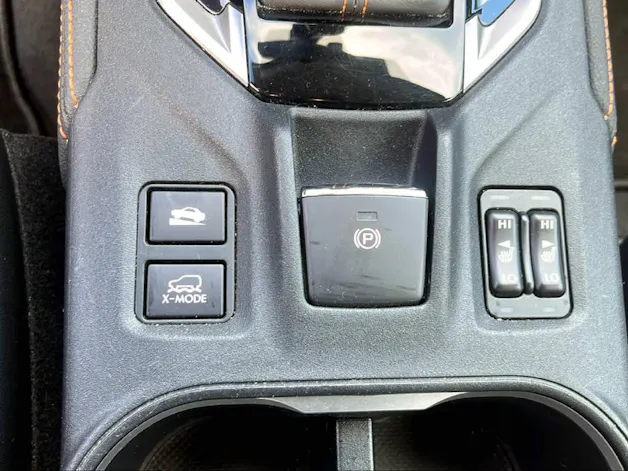 Subaru XV 2.0i Luxury mit Anhängerkupplung 1400kg