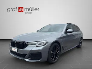 BMW 530e xDrive paddles