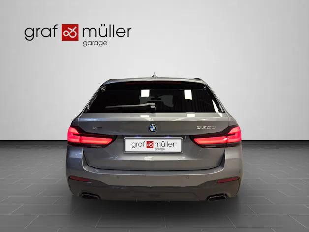 BMW 530e xDrive paddles