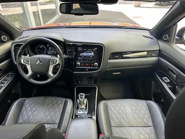 Mitsubishi Outlander 2.4 PHEV Diamond+