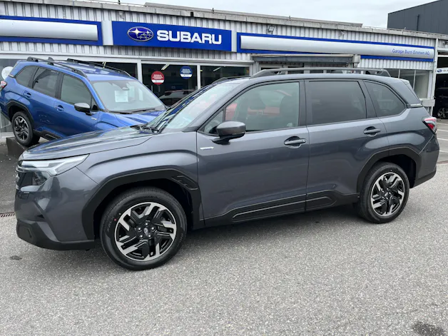 Subaru Forester Station 2.0i e-Boxer Swiss Plus
