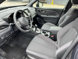 Subaru Forester Station 2.0i e-Boxer Swiss Plus