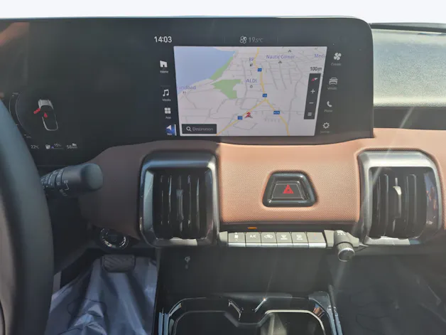 Suzuki e Vitara Sakura Top