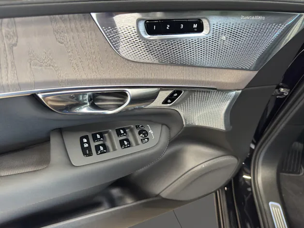 VOLVO XC90 2.0 T8 TE Ultra Bright eAWD