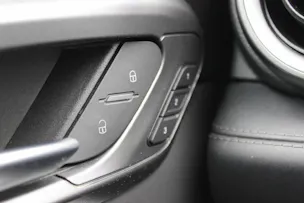 Alfa Romeo Tonale 1.3 Plug-in Hybrid Veloce Q4 Premium Sky
