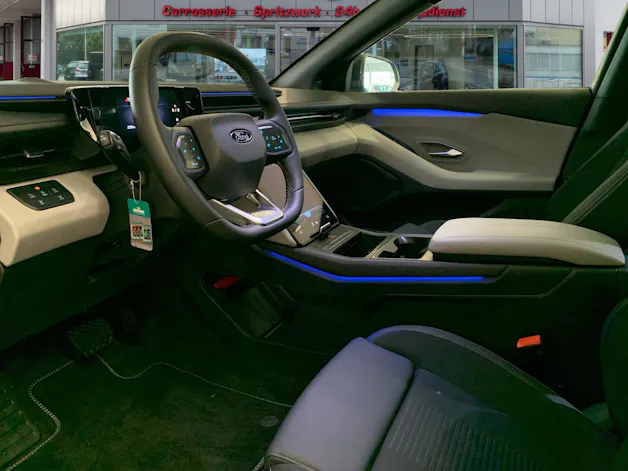 Ford Explorer Extended Range Premium AWD