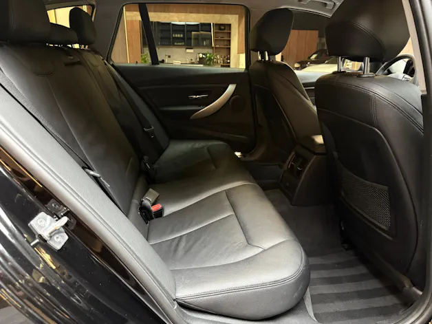 BMW 320d xDrive Touring