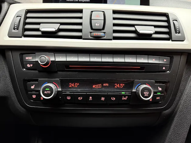 BMW 320d xDrive Touring