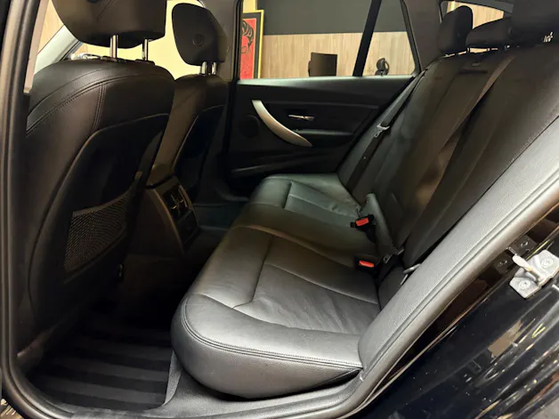 BMW 320d xDrive Touring
