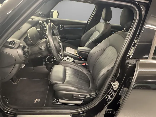 Mini F55 2.0i Cooper S