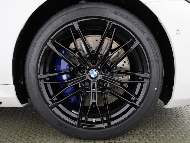 BMW M5 xDrive