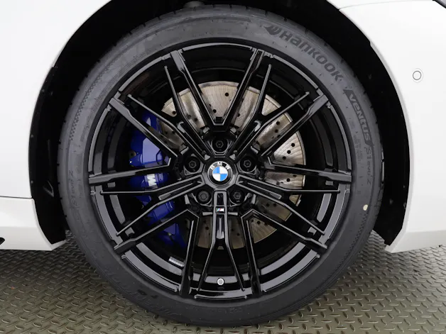 BMW M5 xDrive