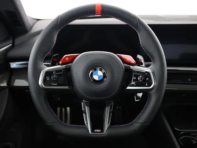 BMW M5 xDrive