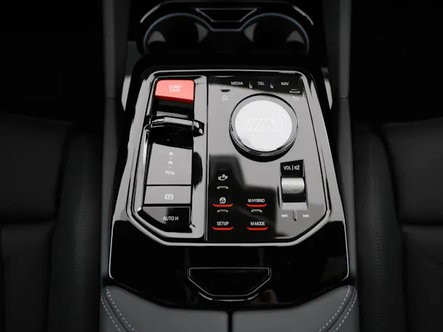 BMW M5 xDrive