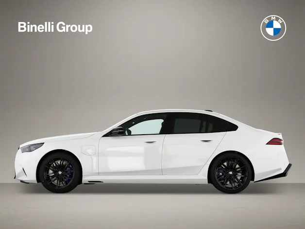BMW M5 xDrive