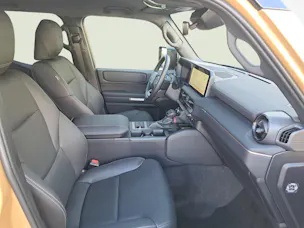Toyota Land Cruiser 2.8 D 48V 230 Rebel
