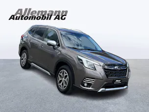 Subaru Forester Station 2.0i e-Boxer Swiss Plus