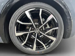 Toyota Prius 2.0 Plug-In-Hybrid Premium