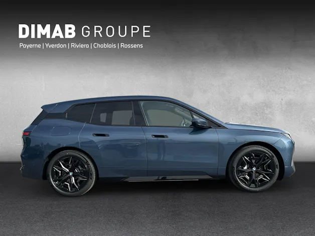 BMW iX xDrive60 i20 (CH) AHK