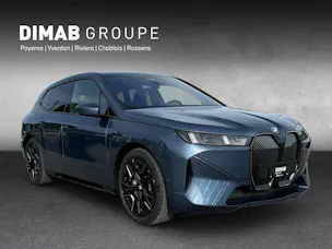 BMW iX xDrive60 i20 (CH) AHK