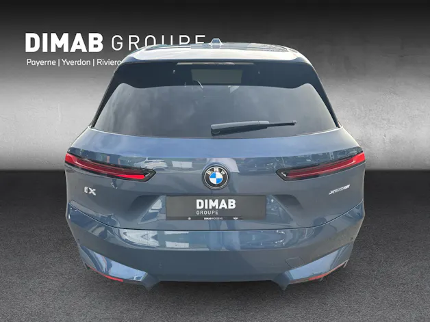 BMW iX xDrive60 i20 (CH) AHK