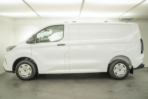 FORD Transit C Van 320 L1 2.0 EcoBlue 136 Trend 4x4