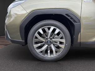 Subaru Forester Station 2.0i e-Boxer Luxury
