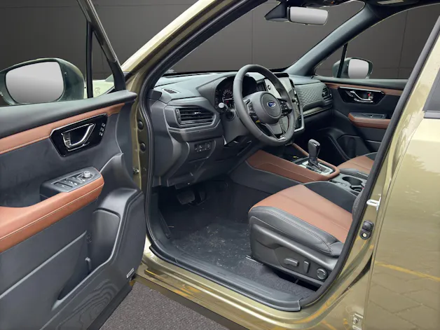 Subaru Forester Station 2.0i e-Boxer Luxury