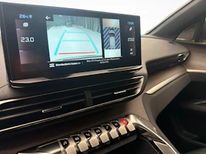 https://vehicle.imgix.net/4351363/cd738bfc-af8a-4acc-b5d9-e6607eda9e11.jpg