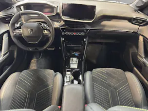 Peugeot 208 1.2 Hybrid GT
