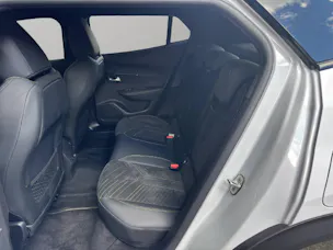 Peugeot 2008 1.2 Hybrid 145 GT