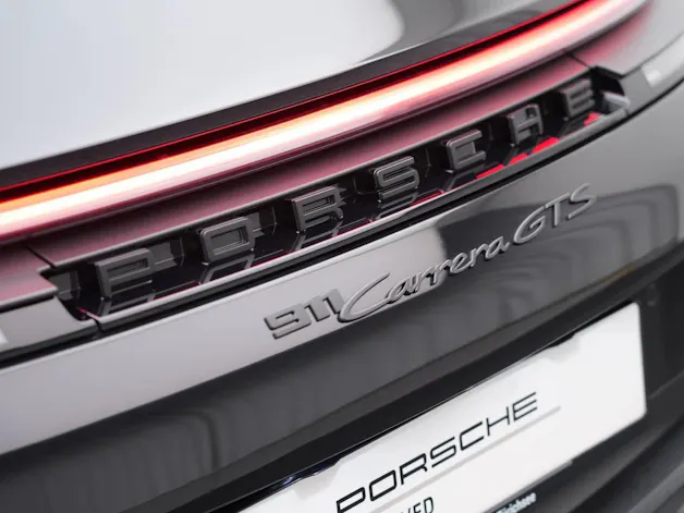 Porsche 911 Carrera GTS
