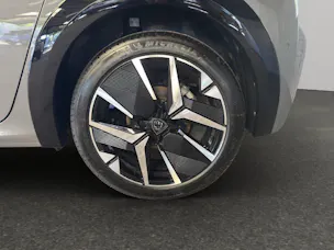 Peugeot 208 1.2 Hybrid 145 GT