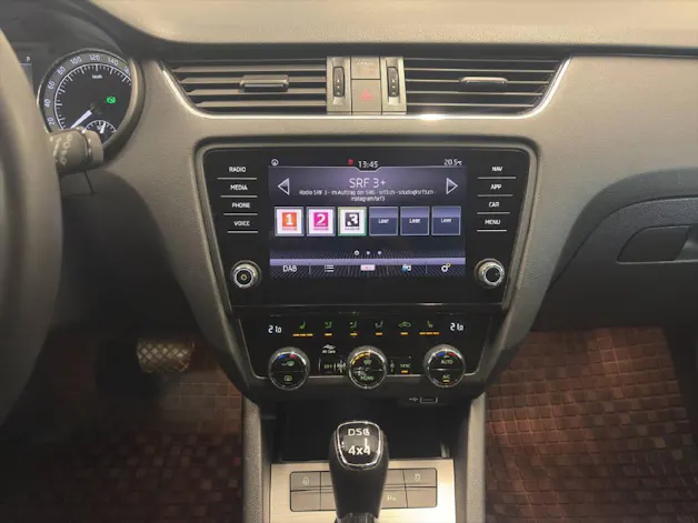 Škoda Octavia Combi 2.0 TSI Soleil 4x4 DSG