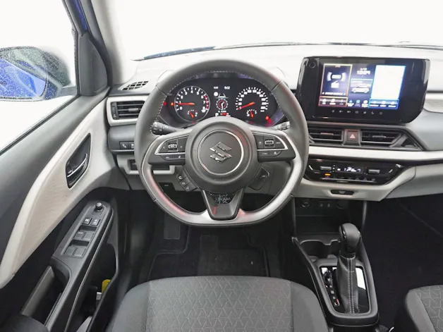 Suzuki Swift 1.2 Sakura Hybrid