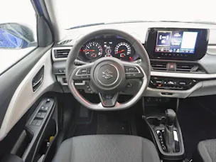 Suzuki Swift 1.2 Sakura Hybrid