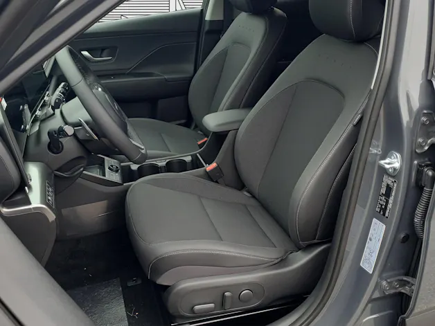 Hyundai Kona 1.6 GDi Hybrid NEW Amplia Auto.
