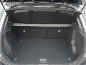 HYUNDAI Kona 1.6 GDi Hybrid Amplia Auto.