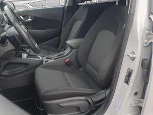 HYUNDAI Kona 1.6 GDi Hybrid Amplia Auto.