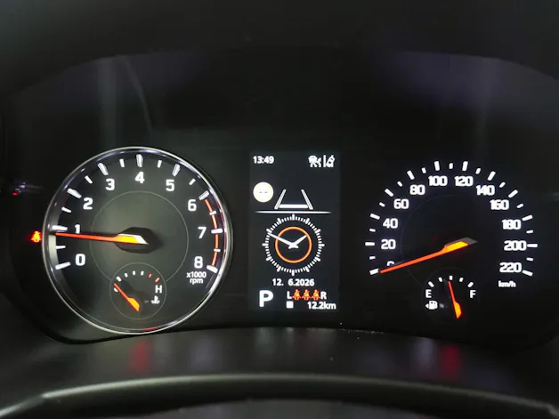 Suzuki Swift 1.2 Sakura Hybrid