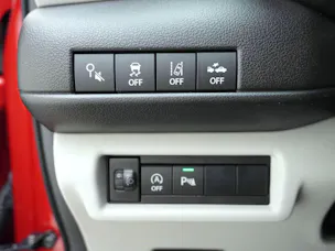 Suzuki Swift 1.2 Sakura Hybrid