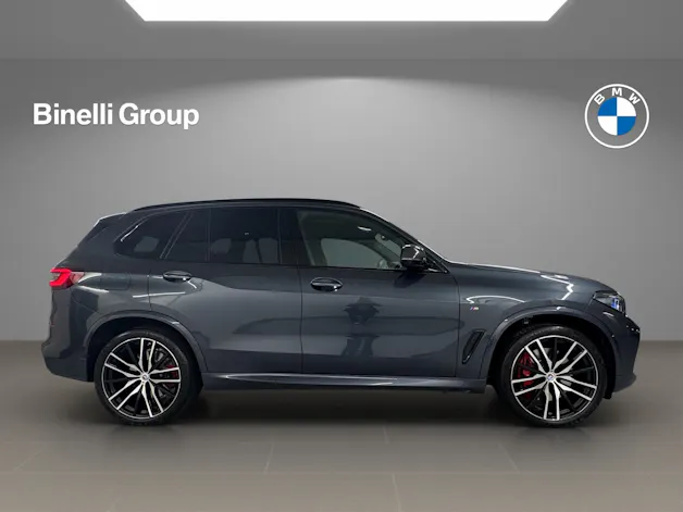 BMW X5 M50i xDrive