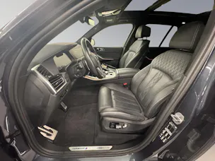 BMW X5 M50i xDrive