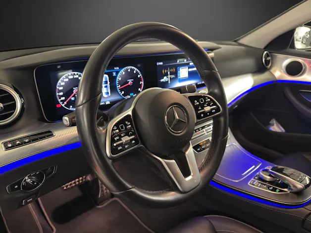 Mercedes-Benz E 200 Avantgarde 4Matic 9G-Tronic