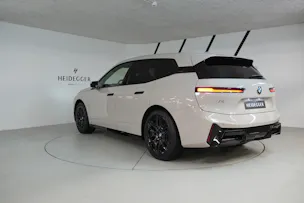BMW iX xDrive45 M Sport Pro