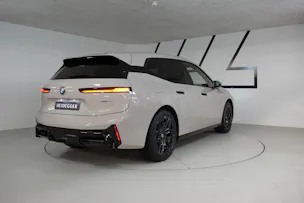BMW iX xDrive45 M Sport Pro