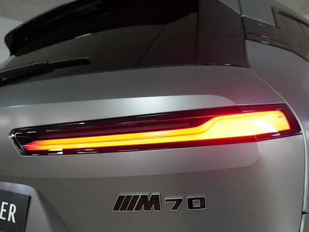 BMW iX M70 xDrive