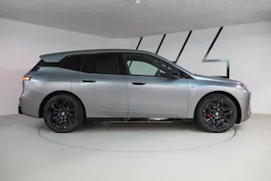 BMW iX M70 xDrive