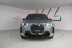 BMW iX M70 xDrive